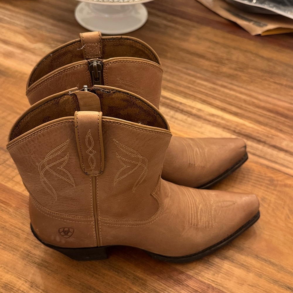 Ariat Light Brown Western Booties